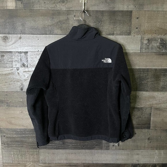SOLD The North Face Denali Jacket Small - Picture 2 of 2